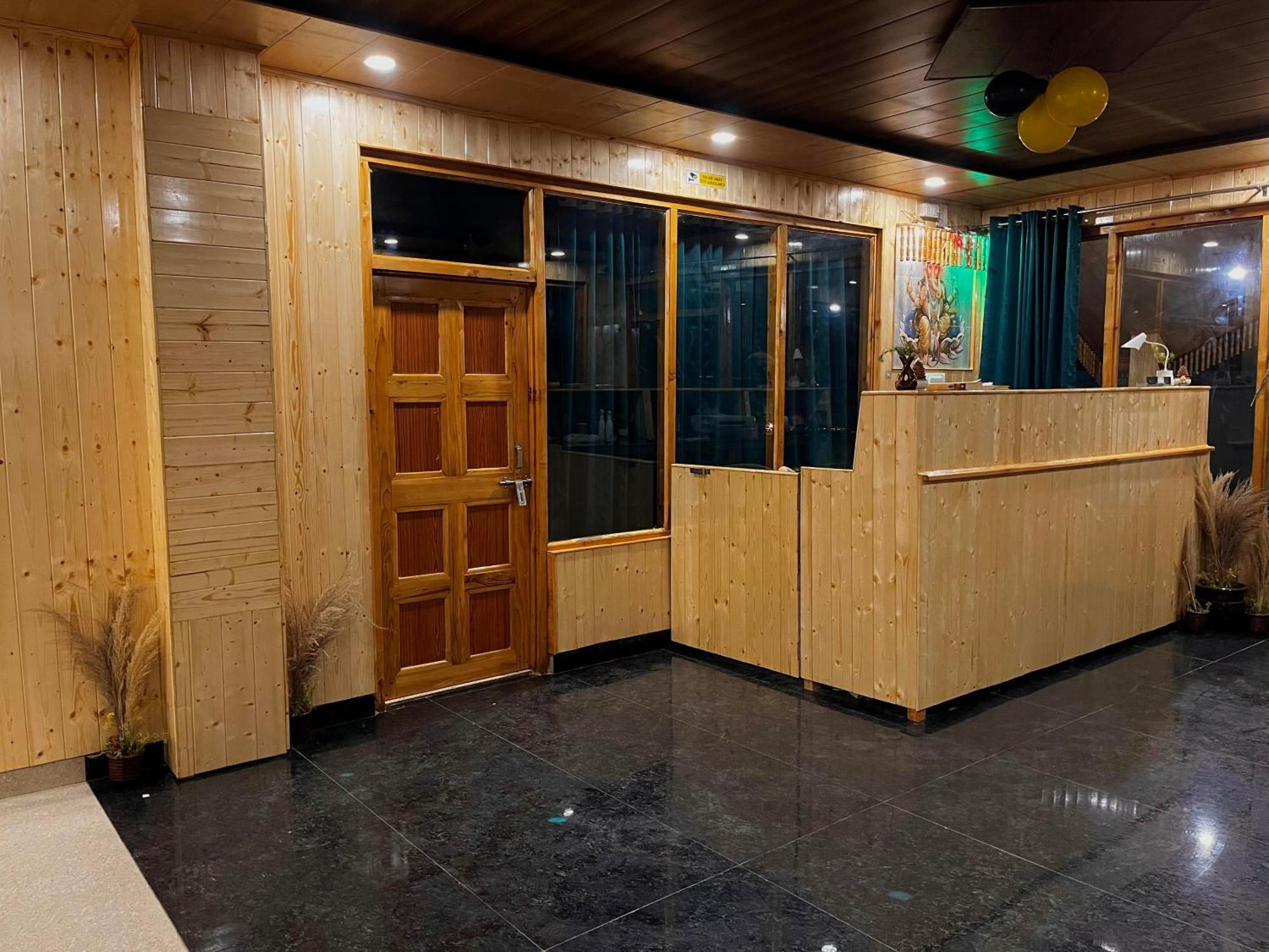 Hotel Mid Orchard Kasol L River Side -Pure Veg Hotel Exterior foto