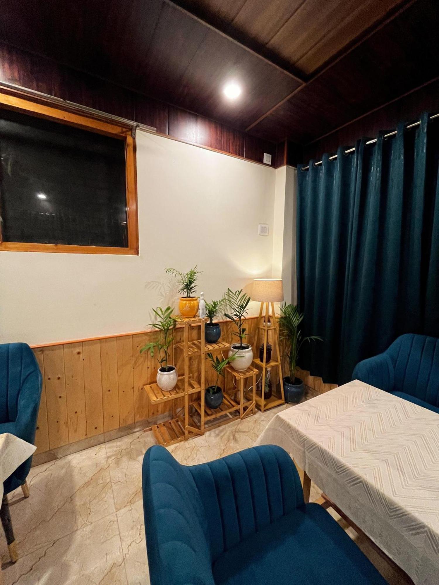 Hotel Mid Orchard Kasol L River Side -Pure Veg Hotel Exterior foto